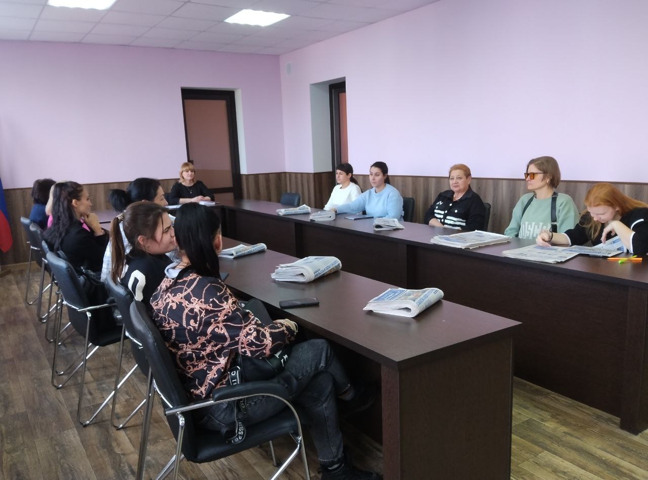 Сегодня, 27 февраля помощник секретаря местного отделения Общественного Движения «Донецкая Республика» Червоногвардейского района города Макеевки, заместитель руководителя Управы Червоногвардейского внутригородского района...