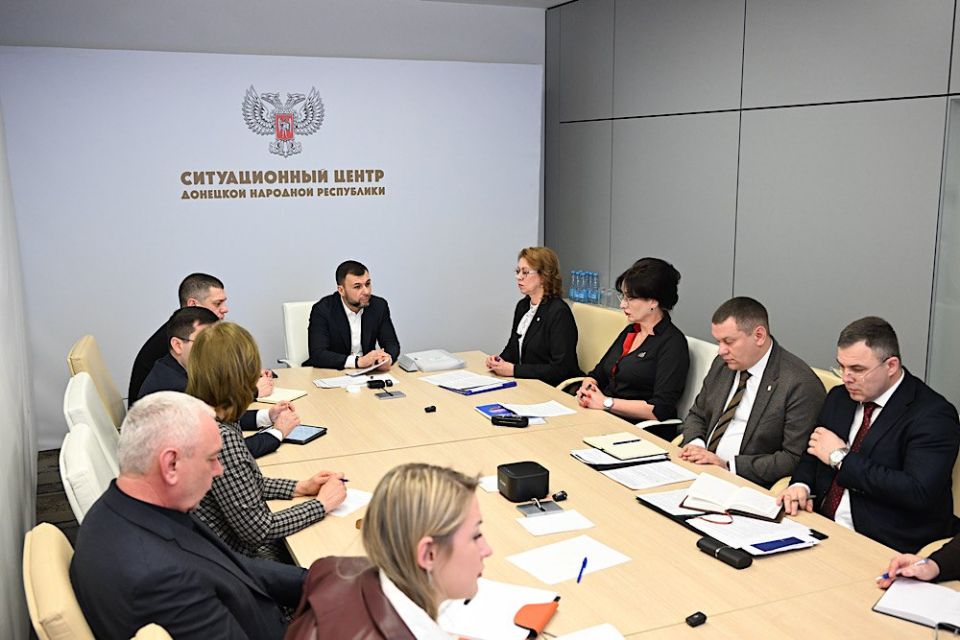 �� ������������ ������� � ����������� �������� ������� ����� ��� ����� �������: