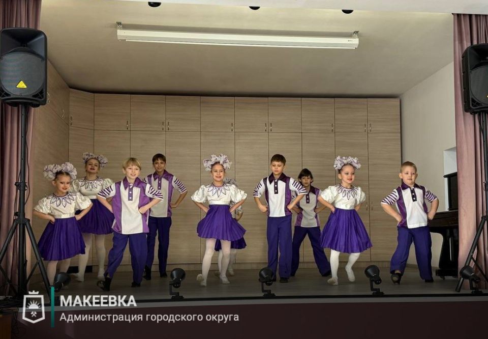 Администрация Городской клинической больницы №1 г. Макеевки организовала концерт, посвящённый Международному женскому дню