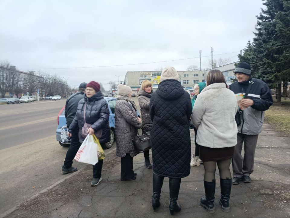 По поручению Главы ДНР Дениса Пушилина под эгидой Единой России проводятся встречи с населением для выявления проблемных вопросов на подведомственной территории
