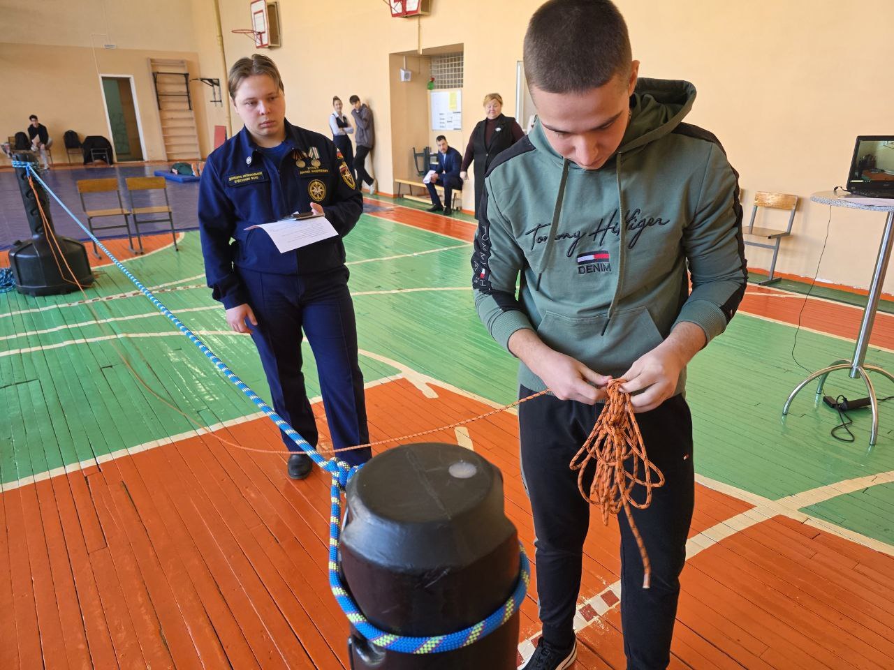 Добровольцы Донецкого РО ВСКС оказали содействие в проведении региональных соревнований по основам безопасности и защиты Родины Добровольцы Донецкого РО ВСКС оказали содействие в проведении региональных соревнований по основам безопасности и защиты Родины