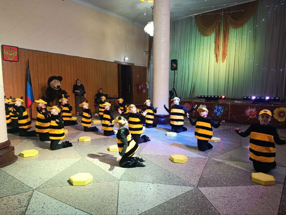 5 марта в преддверии Международного женского дня – 8 марта, в МБУ «Дворец культуры им. К.И. Поченкова» прошел яркий и запоминающийся праздничный концерт «Любимым, милым, дорогим» в рамках партийного проекта «Женское...