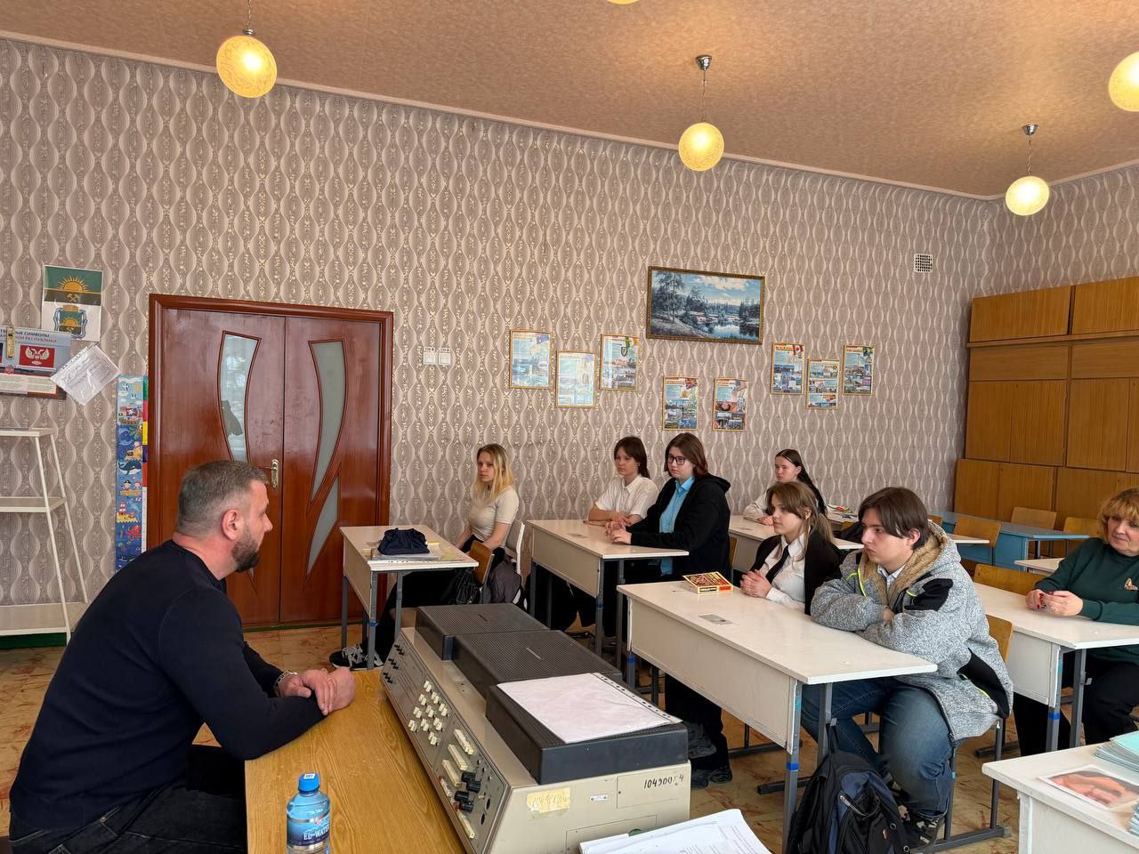 В рамках занятий для профильных классов по направлению «Гастрономия» для учеников 10 класса Государственного бюджетного общеобразовательного учреждения «Средняя школа №21 городского округа Макеевка» Донецкой Народной... В рамках занятий для профильных классов по направлению «Гастрономия» для учеников 10 класса Государственного бюджетного общеобразовательного учреждения «Средняя школа №21 городского округа Макеевка» Донецкой Народной...