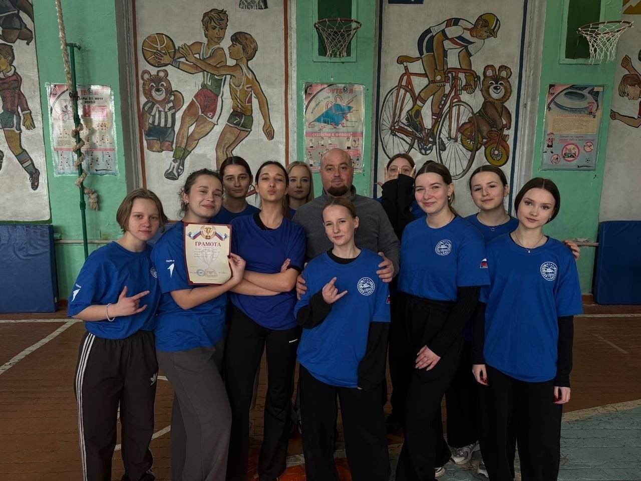 Международный женский день подошел к концу, оставив на прощание множество улыбок, теплоты и невероятных эмоций Международный женский день подошел к концу, оставив на прощание множество улыбок, теплоты и невероятных эмоций