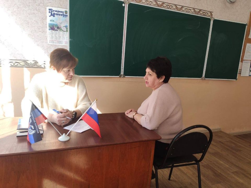В здании ГБОУ «Средняя школа № 103 городского округа Макеевка», расположенного по адресу: г. Макеевка, ул. Кирова, 2 состоялся выездной прием граждан, который провела заместитель главы Администрации городского округа...