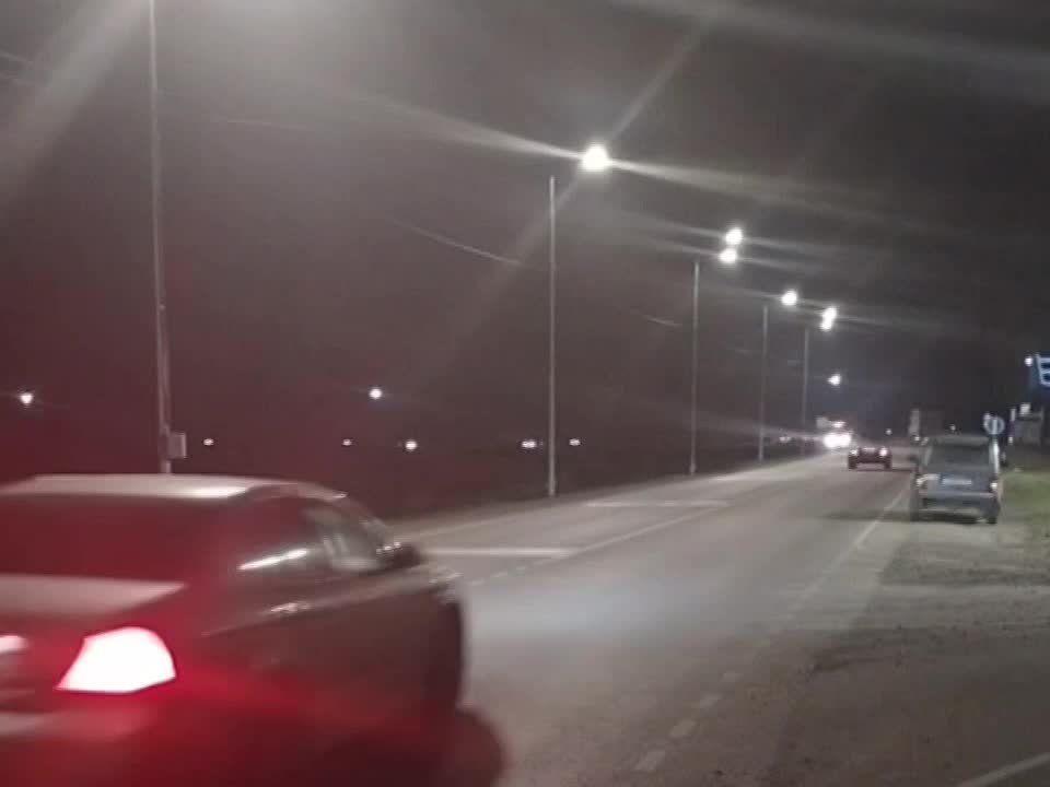 В текущем году планируем обустроить искусственным электрическим освещением порядка 100 км региональной сети автомобильных дорог