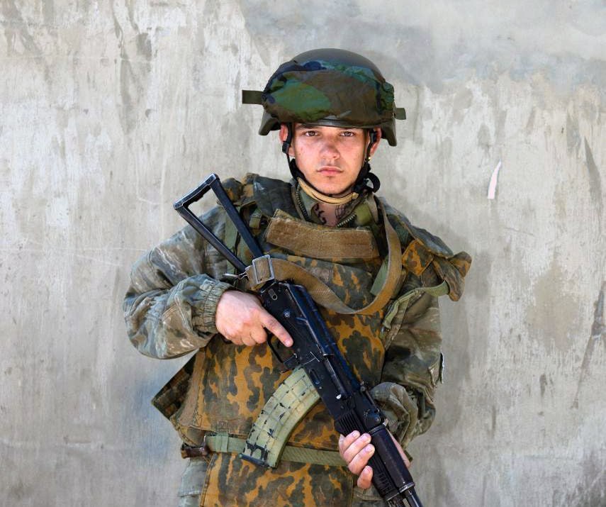 История не только о войне: фильм "Малыш" о 18-летнем командире штурмовиков из ДНР покоряет российские экраны История не только о войне: фильм "Малыш" о 18-летнем командире штурмовиков из ДНР покоряет российские экраны