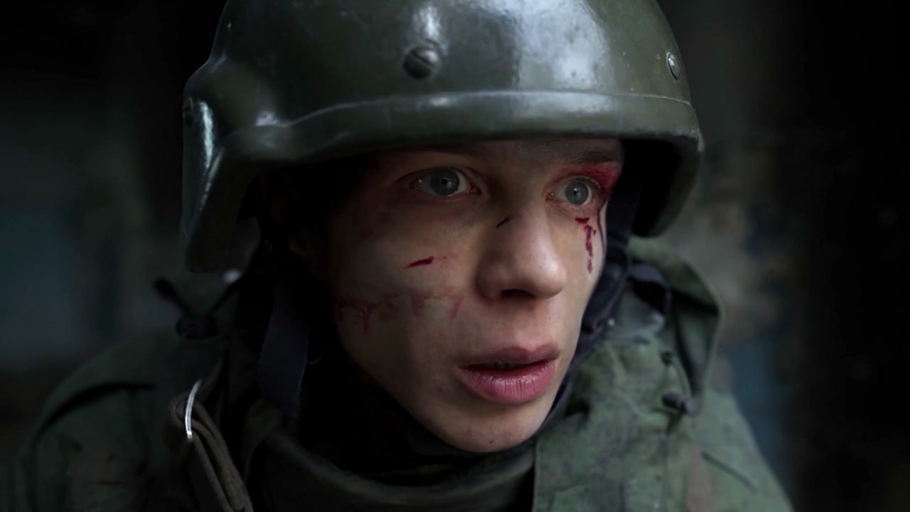 История не только о войне: фильм "Малыш" о 18-летнем командире штурмовиков из ДНР покоряет российские экраны История не только о войне: фильм "Малыш" о 18-летнем командире штурмовиков из ДНР покоряет российские экраны