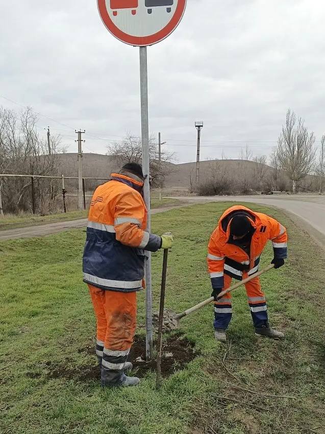 #СВОД_СОДЕРЖАНИЕ за сутки. Установили новые знаки на участках автомобильных дорог: #СВОД_СОДЕРЖАНИЕ за сутки. Установили новые знаки на участках автомобильных дорог: