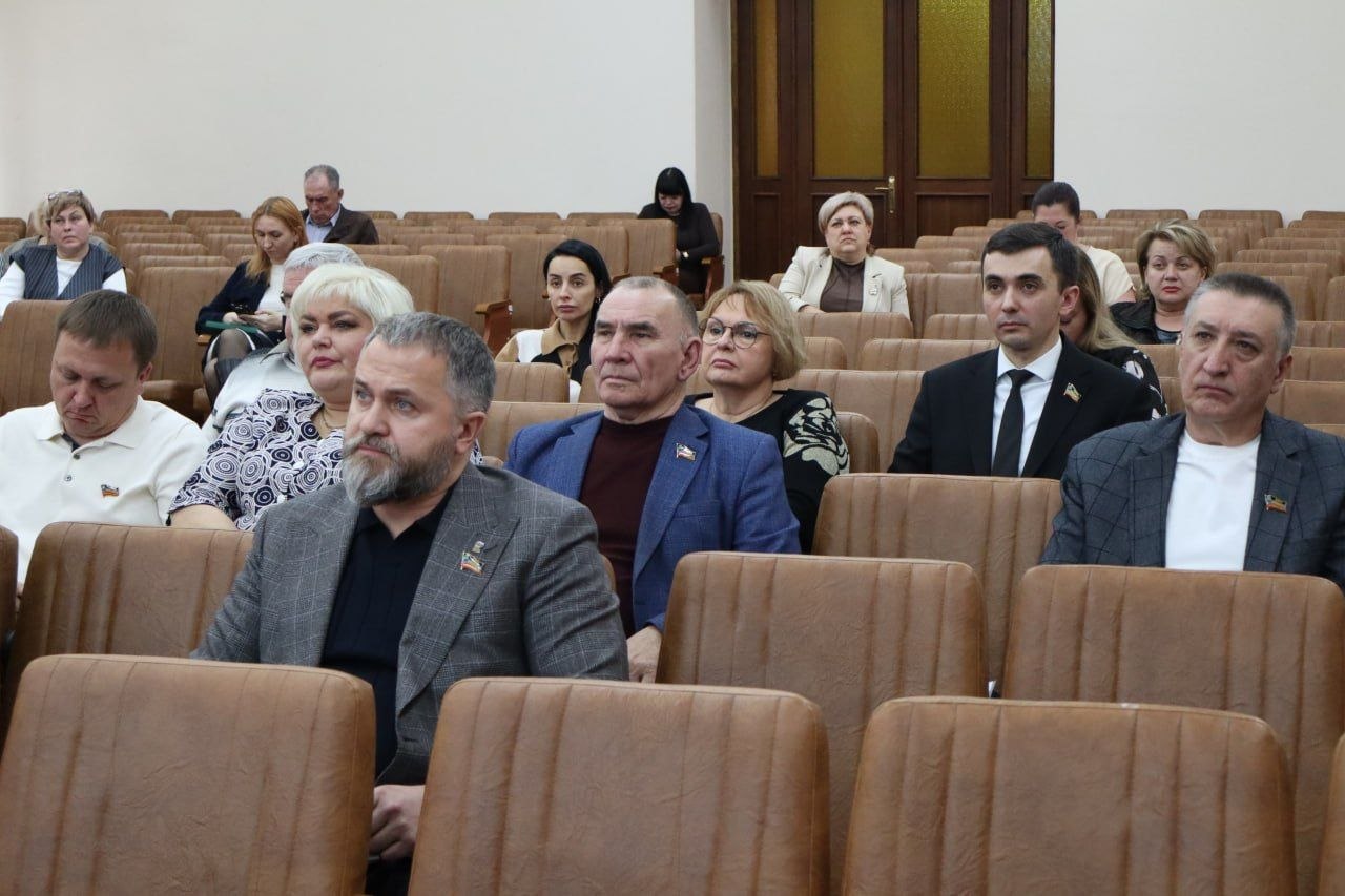 Валентина Харлашка: 26 марта провела 66 заседание Макеевского городского совета Донецкой Народной Республики Валентина Харлашка: 26 марта провела 66 заседание Макеевского городского совета Донецкой Народной Республики