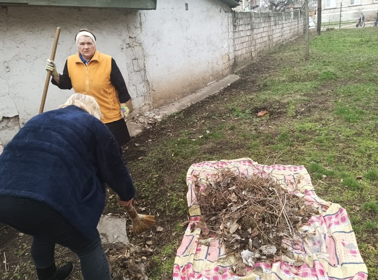 Сегодня, 30 марта, в рамках мероприятий по благоустройству в весенне-летний период сотрудниками и учащимися ГБПОУ «Макеевский техникум промышленных технологий им. Ф.И. Бачурина» проведены работы по уборке закрепленной и... Сегодня, 30 марта, в рамках мероприятий по благоустройству в весенне-летний период сотрудниками и учащимися ГБПОУ «Макеевский техникум промышленных технологий им. Ф.И. Бачурина» проведены работы по уборке закрепленной и...