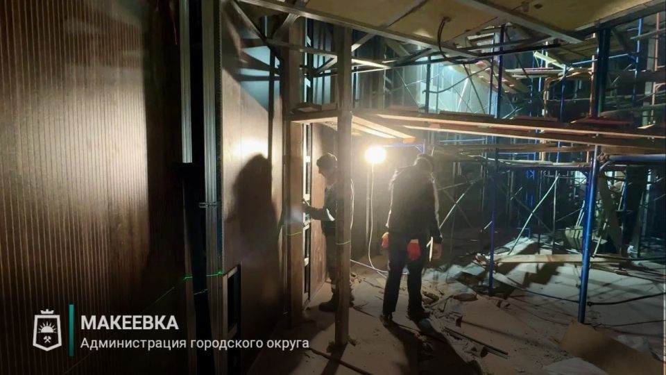 Югра закупила оборудование для концертного зала Дворца детского творчества в Макеевке Югра закупила оборудование для концертного зала Дворца детского творчества в Макеевке