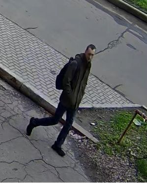 РОЗЫСК. В ДНР разыскивается мужчина, который подозревается в действиях сексуального характера в отношении несовершеннолетнего ребёнка РОЗЫСК. В ДНР разыскивается мужчина, который подозревается в действиях сексуального характера в отношении несовершеннолетнего ребёнка