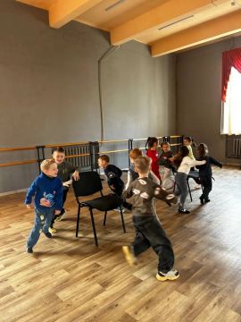 В рамках празднования Всемирного дня здоровья в МБУ "Городской дворец культуры им. В.Г. Кирсановой" прошла спортивно - игровая программа "Веселые старты"