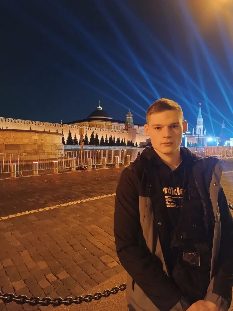 Каждая минута с семьей - бесценна: Ветеран СВО из Макеевки Владислав Терновой рассказал, как боевой опыт изменил взгляд на жизнь Каждая минута с семьей - бесценна: Ветеран СВО из Макеевки Владислав Терновой рассказал, как боевой опыт изменил взгляд на жизнь