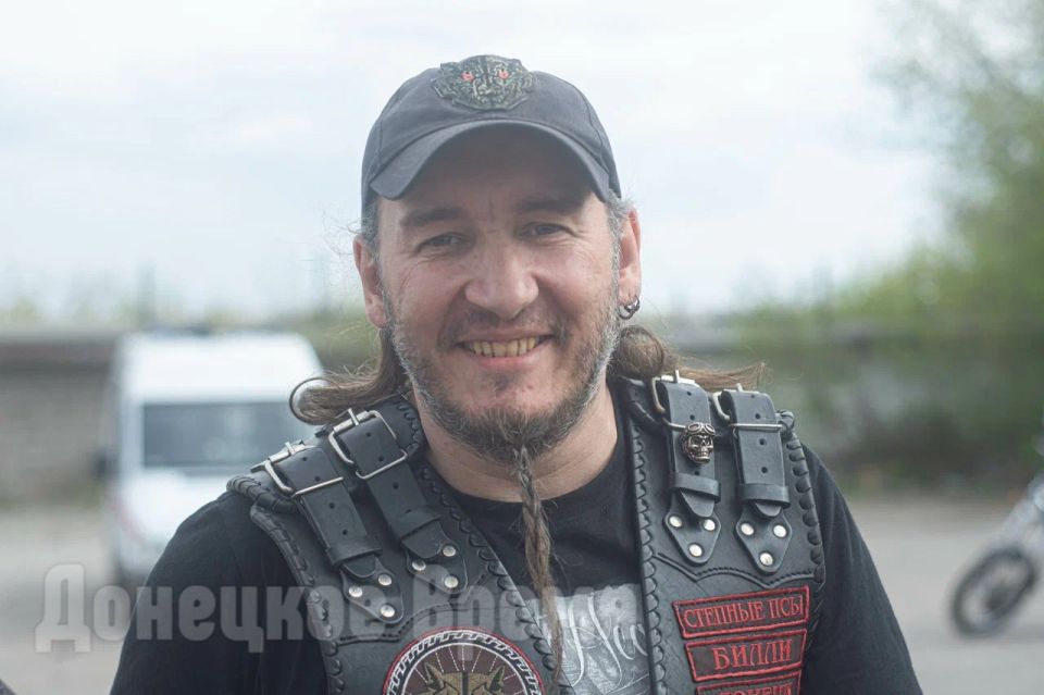 Помогать другим — норма: донецкие байкеры напомнили о правилах поведения на дороге Помогать другим — норма: донецкие байкеры напомнили о правилах поведения на дороге