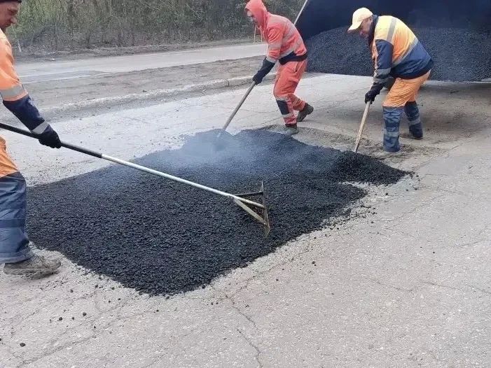 #СОДЕРЖАНИЕ_СВОД за сутки. По традиции, делимся результатами выполненных работ за сутки: нанесли горизонтальную разметку на пешеходном переходе на автодороге /Донецк - Новоазовск - Седово/ – Подгорное и Донецк - Харцызск -... #СОДЕРЖАНИЕ_СВОД за сутки. По традиции, делимся результатами выполненных работ за сутки: нанесли горизонтальную разметку на пешеходном переходе на автодороге /Донецк - Новоазовск - Седово/ – Подгорное и Донецк - Харцызск -...