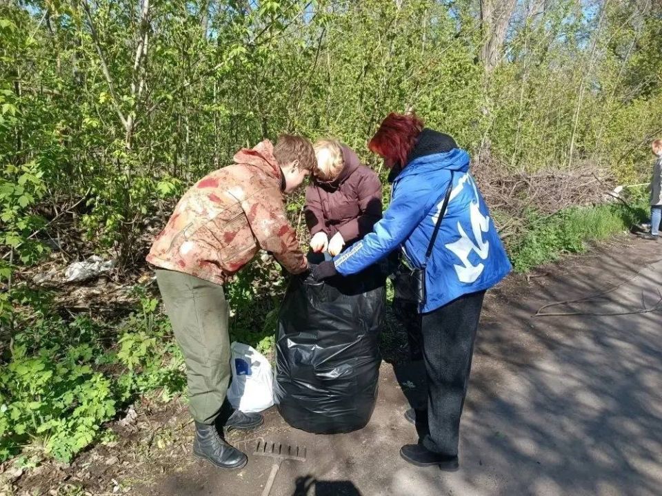 Чистый город начинается с каждого из нас! Чистый город начинается с каждого из нас!