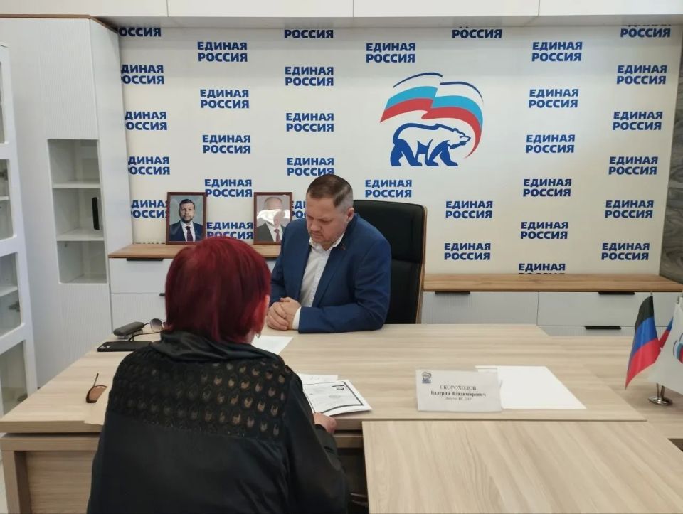 Проблемы и инициативы с жителями Макеевки обсудил Валерий Скороходов и Павел Минаков