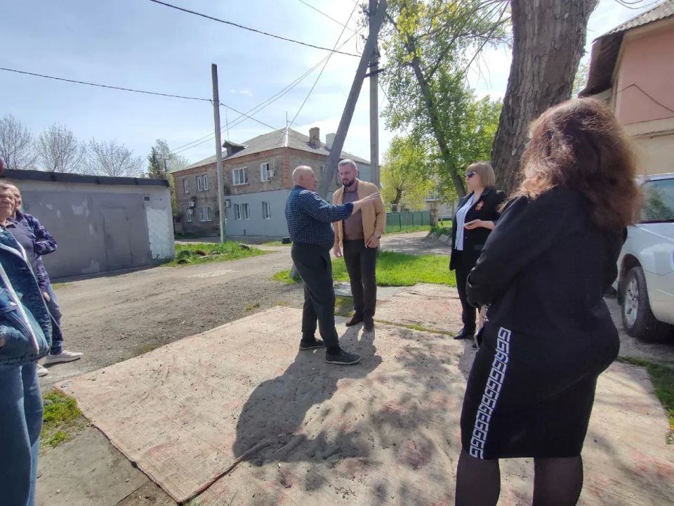 Во исполнение поручения Главы Республики Дениса Пушилина, в Кировском внутригородском районе продолжаются встречи с населением на подведомственном территории Во исполнение поручения Главы Республики Дениса Пушилина, в Кировском внутригородском районе продолжаются встречи с населением на подведомственном территории