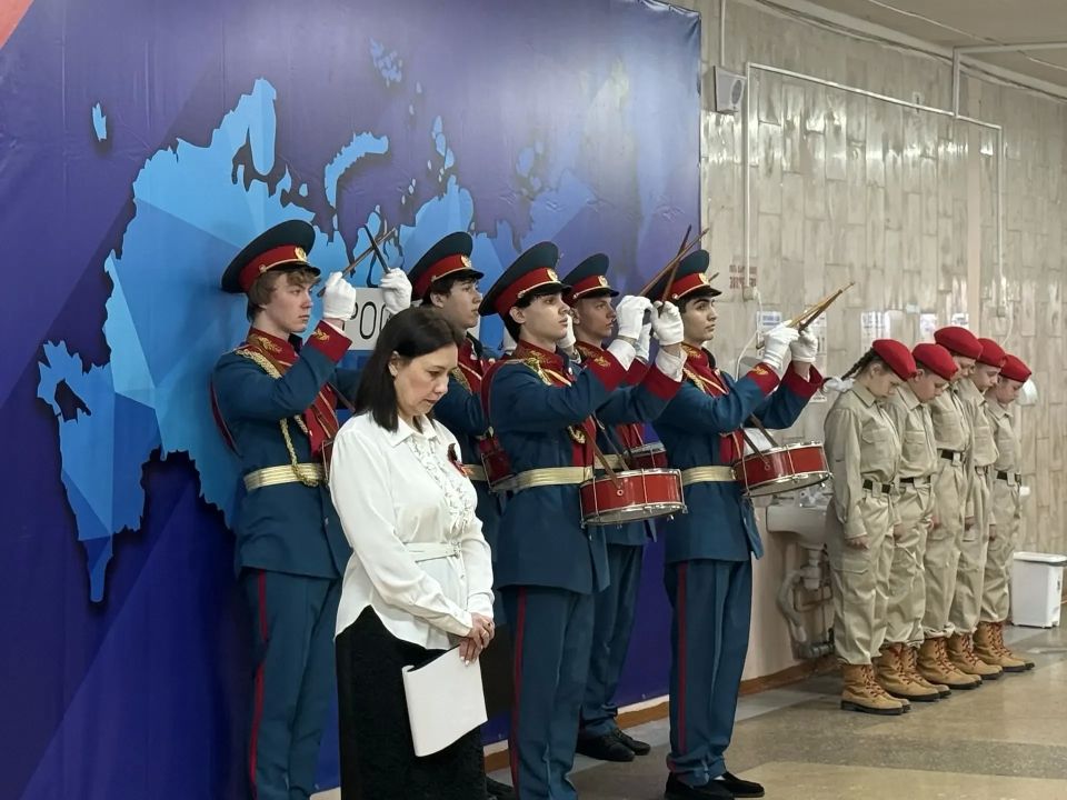 Сегодня, в канун Дня Победы, в Центрально-Городском внутригородском районе, на базе ГБОУ «Лицей № 2 «Престиж» с углубленным изучением отдельных предметов городского округа Макеевка» ДНР, по адресу: г.о Макеевка...