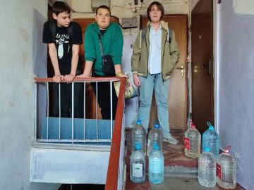 20 мая ГБОУ "СШ 44 Г. О. МАКЕЕВКА" также приняла активное участие в акции "Маленькие добрые дела"