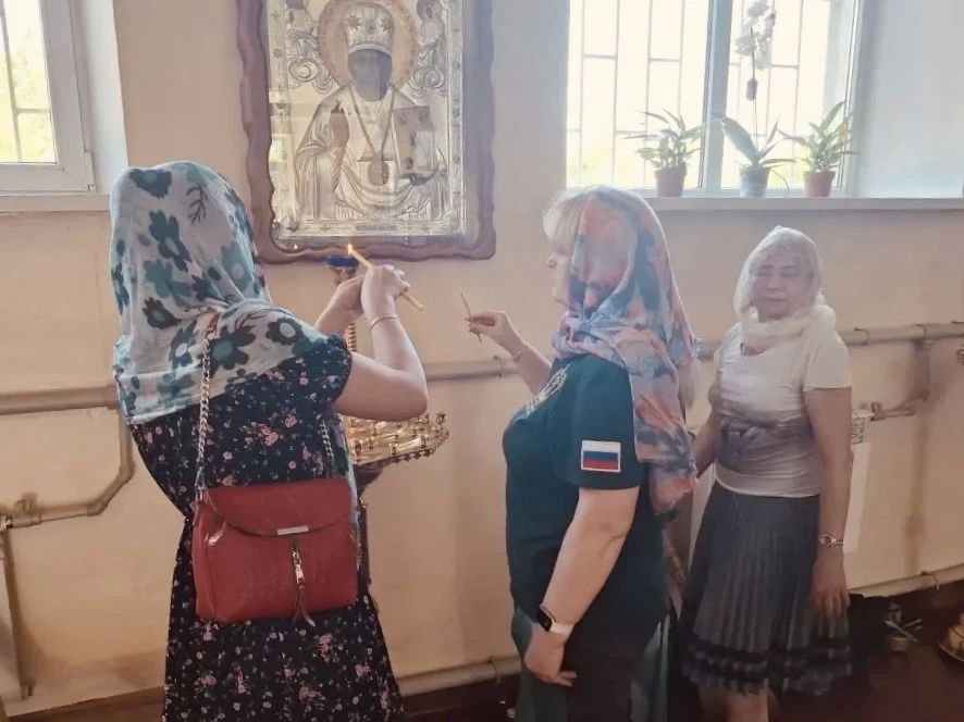 «Проси Николу, а он Спасу скажет» «Проси Николу, а он Спасу скажет»