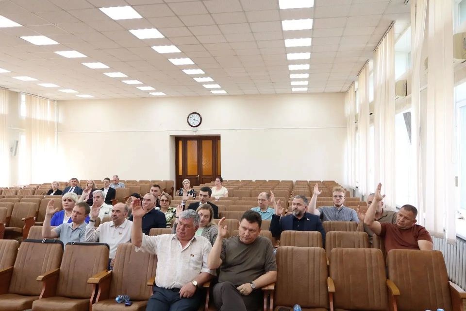 21 мая провела 73 заседание Макеевского городского совета 21 мая провела 73 заседание Макеевского городского совета