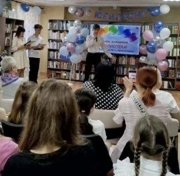 Сегодня, 25 мая в Червоногвардейском районе ученики «Средняя школа № 37 городского округа Макеевки» и активисты первичного отделений № 592 и № 593 приняли участие в акции «Маленькие добрые дела»