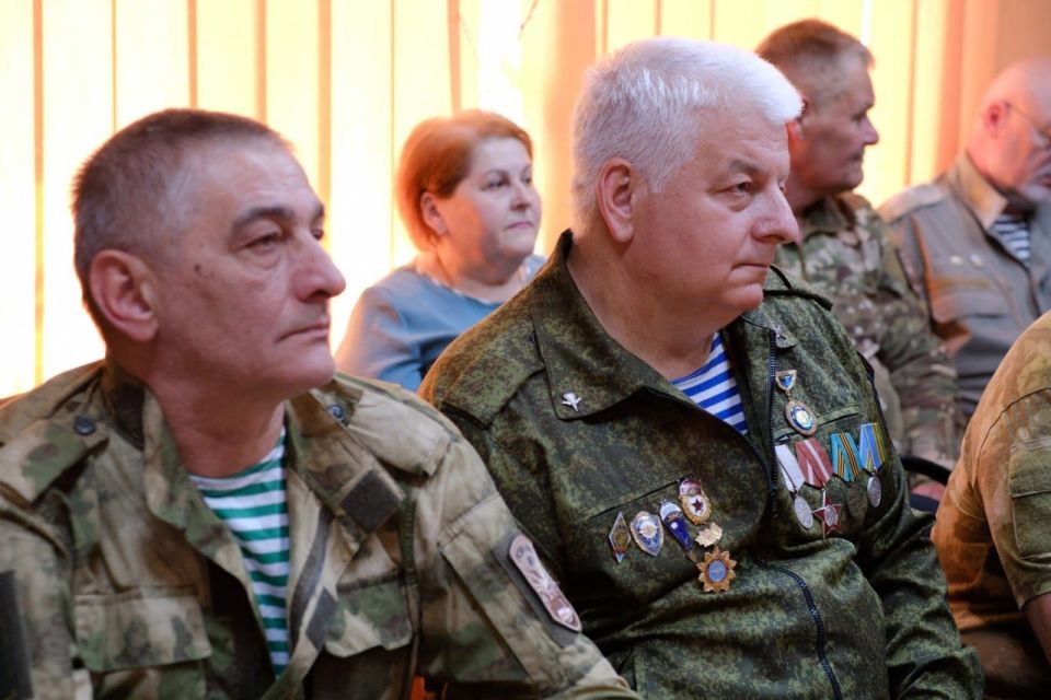 Ирина Куксенкова: Встреча с «Боевым братством» в Макеевке стала разговором по душам Ирина Куксенкова: Встреча с «Боевым братством» в Макеевке стала разговором по душам