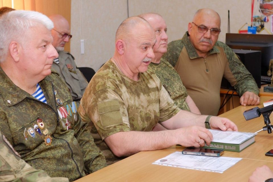 Ирина Куксенкова: Встреча с «Боевым братством» в Макеевке стала разговором по душам Ирина Куксенкова: Встреча с «Боевым братством» в Макеевке стала разговором по душам