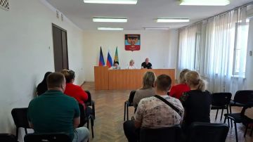 17.06.2026 в Управе Горняцкого внутригородского района Администрации городского округа Макеевка ДНР состоялось заседание штаба под руководством руководителя Управы Инны Кисенко