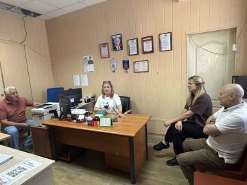 Под эгидой Единой России проводятся встречи с населением для выявления проблемных вопросов на подведомственной территории