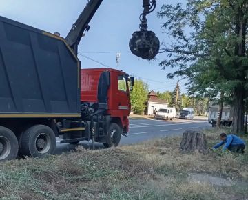 Сегодня, 7 июля, с целью приведения территории в надлежащее санитарное состояние силами Макеевского филиала НКО «ЕДИНЫЙ РЕГИОНАЛЬНЫЙ ФОНД ПО УПРАВЛЕНИЮ МНОГОКВАРТИРНЫМИ ДОМАМИ НА ТЕРРИТОРИИ ДОНЕЦКОЙ НАРОДНОЙ РЕСПУБЛИКИ» и...