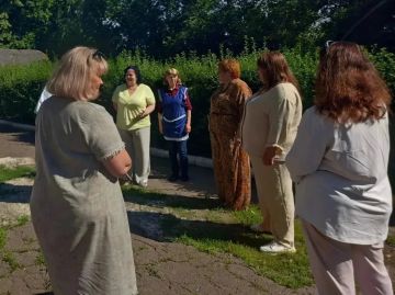 Ремонт дорог, покос травы и ликвидация аварии на водопроводе: итоги встреч депутатов Народного Совета с жителями