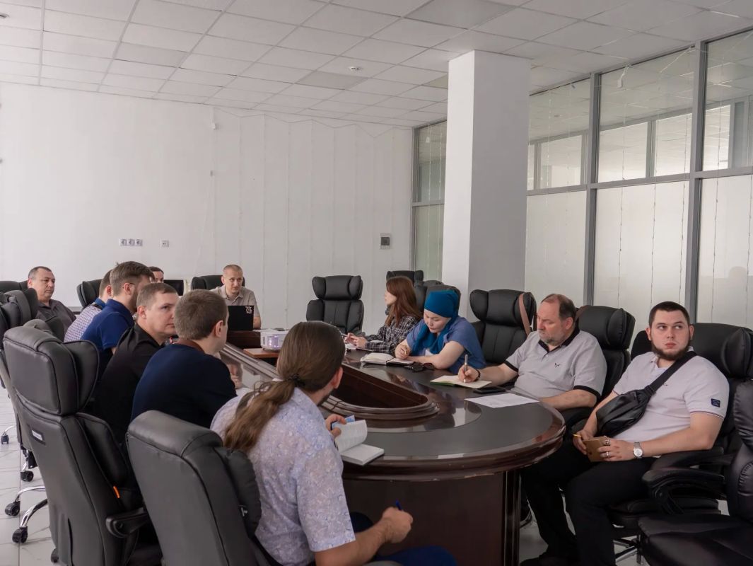В ДНР продолжается развитие компетенций в сфере цифрового управления В ДНР продолжается развитие компетенций в сфере цифрового управления