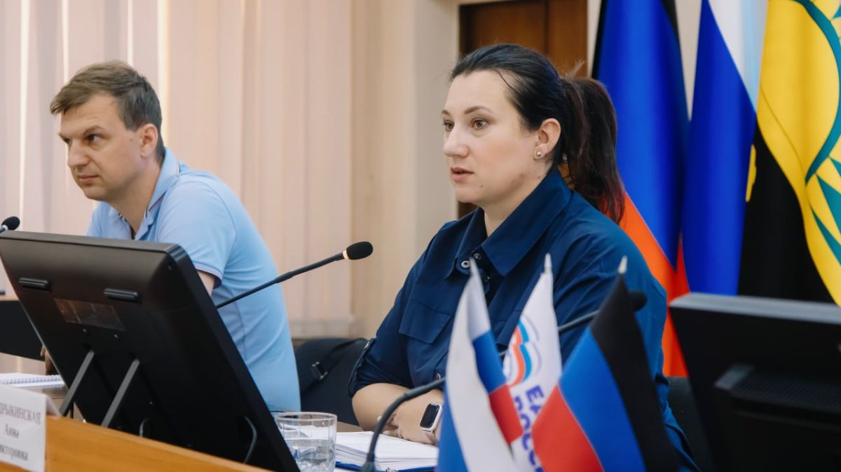 «Управдом» приходит к людям: встреча в Макеевке «Управдом» приходит к людям: встреча в Макеевке