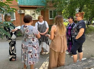 Вопросы ЖКХ и поддержка жителей: депутаты Народного Совета провели встречи с гражданами в Макеевке и Донецке