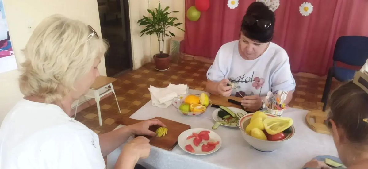 Искусство в каждом ломтике: в Макеевке прошел мастер-класс по карвингу Искусство в каждом ломтике: в Макеевке прошел мастер-класс по карвингу