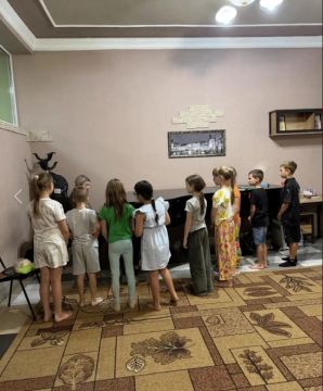 С самого утра в МБУ "Городской дворец культуры им. В.Г.Кирсановой" было шумно и весело