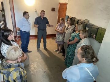 Виталий Золотнюк провел сход с жителями и принял участие в рабочей встрече