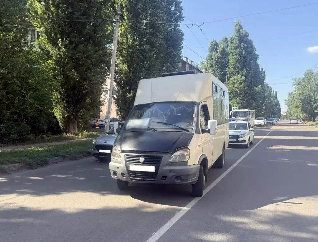 В Докучаевске полицейские задержали двоих местных жителей за хранение синтетических наркотиков В Докучаевске полицейские задержали двоих местных жителей за хранение синтетических наркотиков