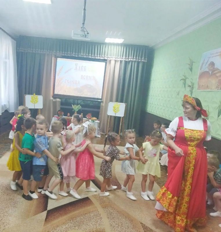 Тематическое развлечение "Хлеб – всему голова" состоялось в Детском Саду № 55 Тематическое развлечение "Хлеб – всему голова" состоялось в Детском Саду № 55