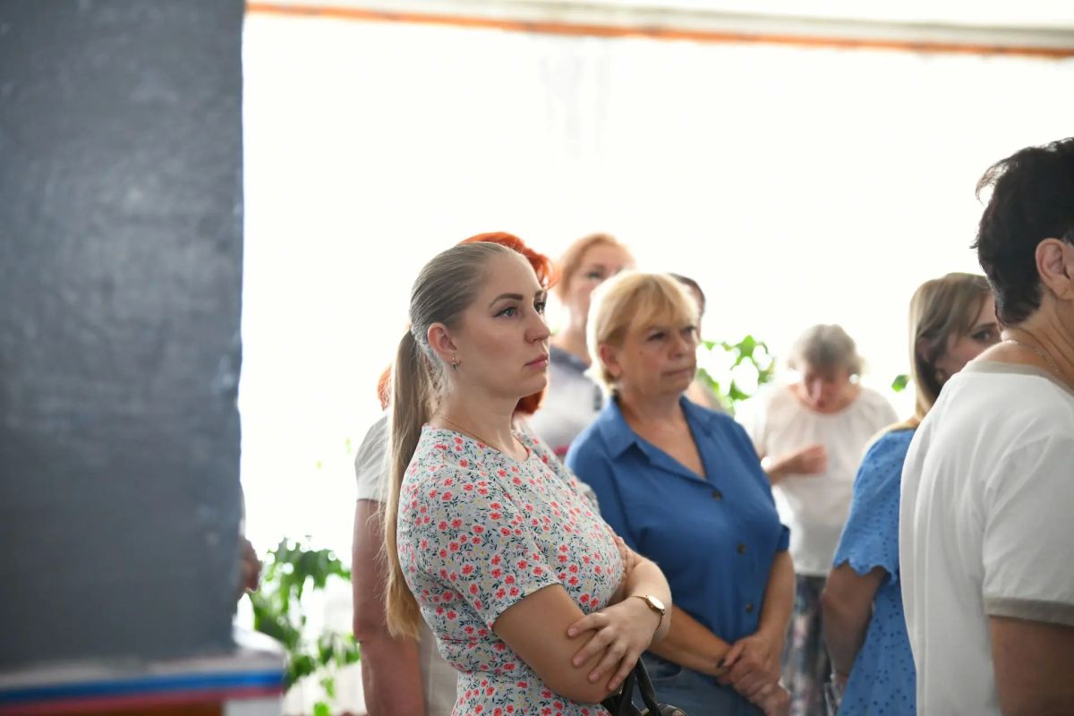 Сегодня состоялась встреча с жителями Калининского микрорайона, где обсуждались насущные проблемы Сегодня состоялась встреча с жителями Калининского микрорайона, где обсуждались насущные проблемы