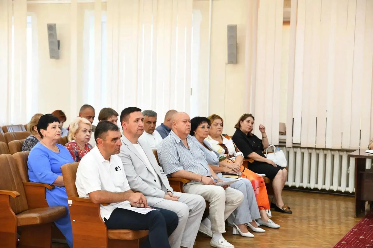 На связи с жителями. Павел Минаков провел прием жителей в Старобешевском муниципальном округе На связи с жителями. Павел Минаков провел прием жителей в Старобешевском муниципальном округе