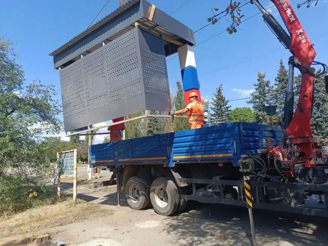 #СОДЕРЖАНИЕ_СВОД за сутки. Продолжаем замену старых автопавильонов на дорогах общего пользования на более комфортные и современные На выходных в рамках работ по содержанию установили новые автопавильоны на автомобильных... #СОДЕРЖАНИЕ_СВОД за сутки. Продолжаем замену старых автопавильонов на дорогах общего пользования на более комфортные и современные На выходных в рамках работ по содержанию установили новые автопавильоны на автомобильных...