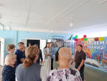 Сегодня, 7 сентября в Червоногвардейском районе состоялась встреча первого заместителя руководителя Управы Червоногвардейского внутригородского района Администрации городского округа Макеевка Антона Гринзовского с трудовым...