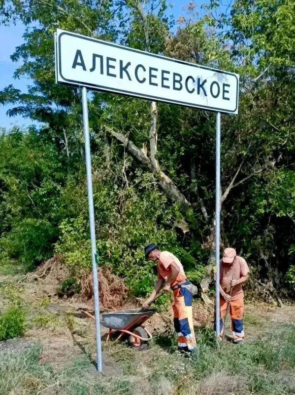 #СОДЕРЖАНИЕ_СВОД за сутки. Продолжаем замену старых автопавильонов на дорогах общего пользования на более комфортные и современные На выходных в рамках работ по содержанию установили новые автопавильоны на автомобильных... #СОДЕРЖАНИЕ_СВОД за сутки. Продолжаем замену старых автопавильонов на дорогах общего пользования на более комфортные и современные На выходных в рамках работ по содержанию установили новые автопавильоны на автомобильных...