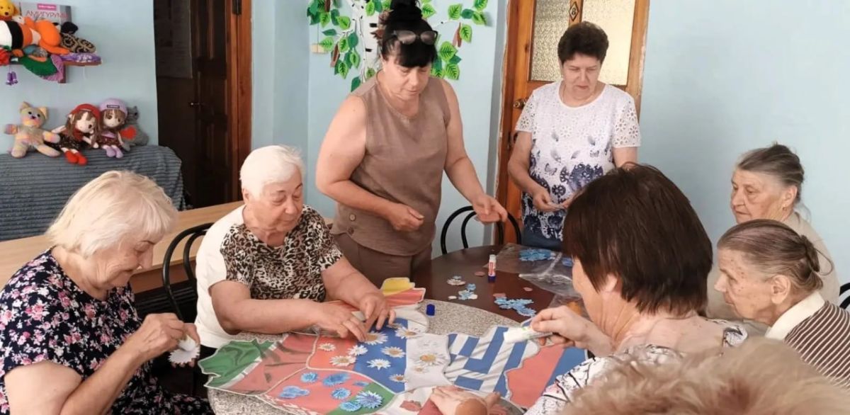 9 сентября в рамках проекта «Старшее поколение» в Советском внутригородском районе города Макеевки на базе «Центра социального обслуживания населения Советского района города Макеевки» состоялась яркая акция «Макеевка в... 9 сентября в рамках проекта «Старшее поколение» в Советском внутригородском районе города Макеевки на базе «Центра социального обслуживания населения Советского района города Макеевки» состоялась яркая акция «Макеевка в...