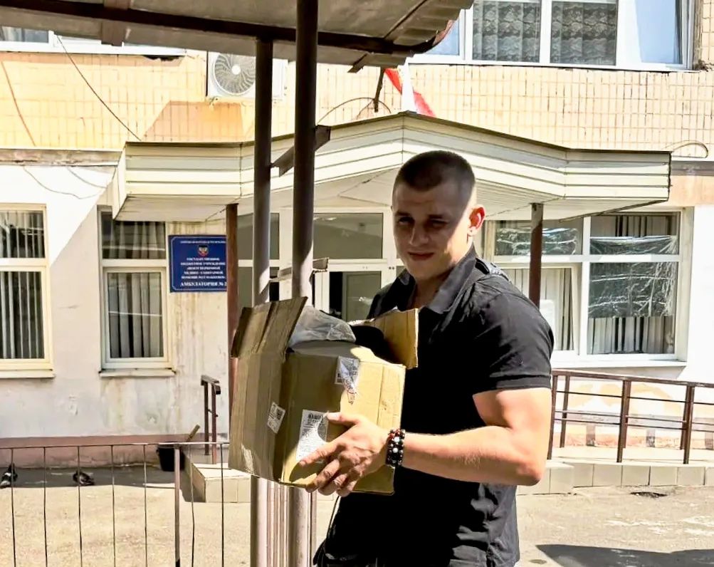 Александр Волошин: #гуманитарнаяпомощь. Очередной адресный визит в Макеевку - с конкретными делами Александр Волошин: #гуманитарнаяпомощь. Очередной адресный визит в Макеевку - с конкретными делами